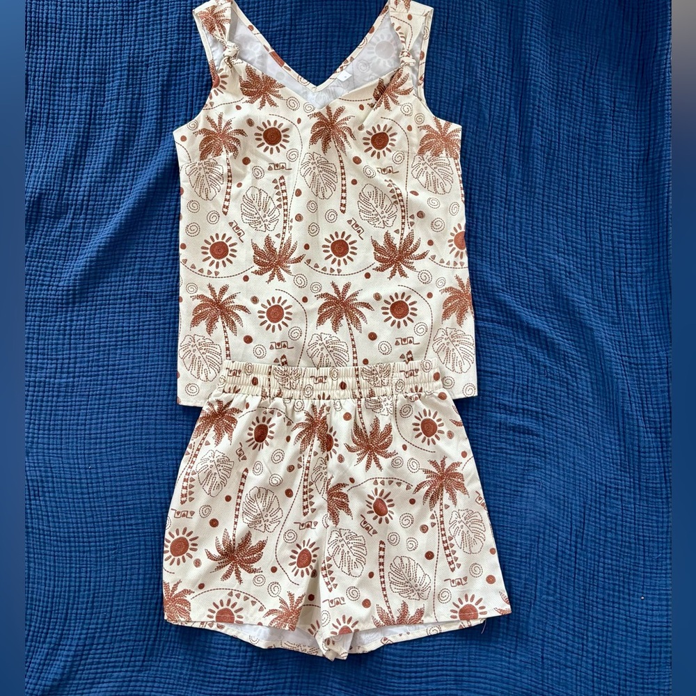 Women’s Tropical Print Short Set